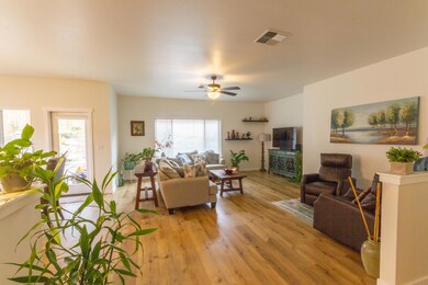2311 SE Coriander-24