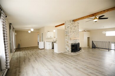 843 8th St, Havre, MT 59501 - photo 5
