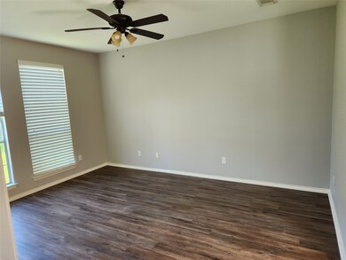 3719 Paigewood Dr, Pearland, TX 77584 - photo 5