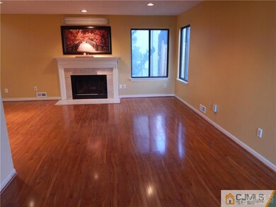 37 Gate House Ln unit 37, Edison, NJ 08820 - photo 2
