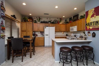 4324 S. Rim St. Kitchen 3
