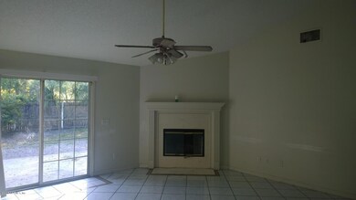 7802 Hunters Lake Cir S, Jacksonville, FL 32210 - photo 3