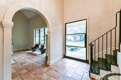 10219 Chevy Chase Dr, Houston, TX 77042 - photo 7