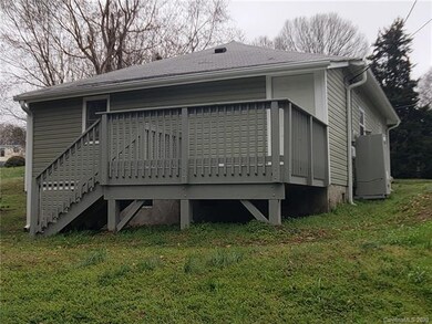 103 Poplar St, Clover, SC 29710 - photo 3