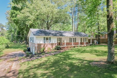 2402MapleRd-27