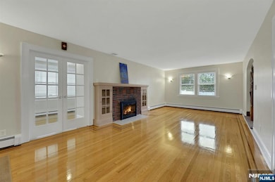 137 Johnson Ave, Teaneck, NJ 07666 - photo 4