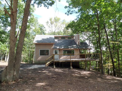 203 Acorn Ct, Bushkill, PA 18324 - photo 2