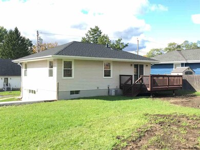 36 Acorn Ave, Rensselaer, NY 12144 - photo 3