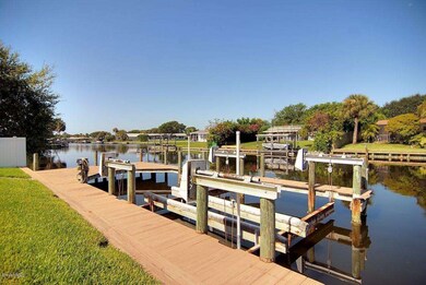 dock east