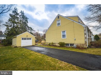 512 Haws Ln, Oreland, PA 19075 - photo 2