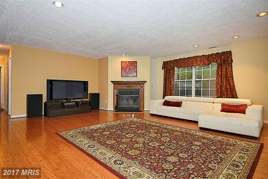 2101 Woodbox Ln unit B, Baltimore, MD 21209 - photo 6