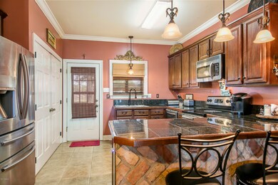 5 kitchen 1