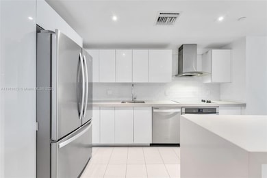 CANVAS unit 3315, Miami, FL 33132 - photo 5