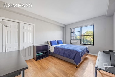 The Howard unit 5, Rego Park, NY 11374 - photo 5