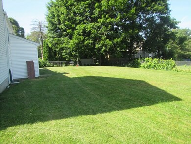 45 Rhode Island Ave, Cumberland, RI 02864 - photo 3