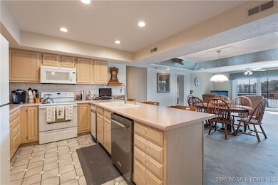 106 Falls Point Dr unit 3C, Lake Ozark, MO 65049 - photo 4