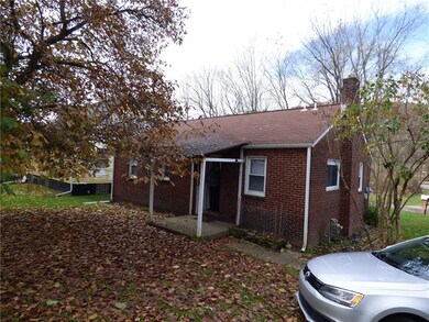 7 Maple St, Ambridge, PA 15003 - photo 5