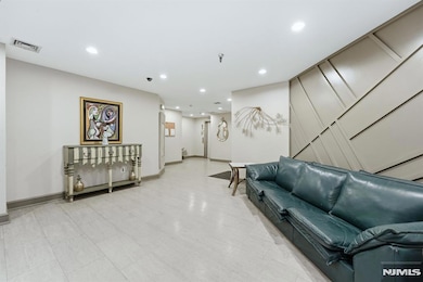 320 Anderson Ave unit 1B, Fairview, NJ 07022 - photo 5