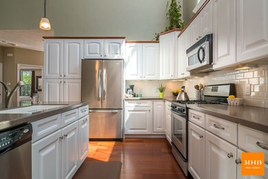 5231 Teaberry Ln, Fitchburg, WI 53711 - photo 7