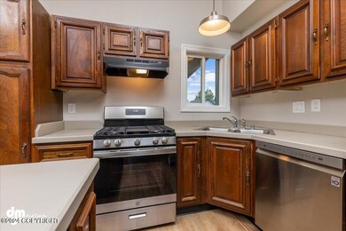 7041 Chad St, Anchorage, AK 99518 - photo 5