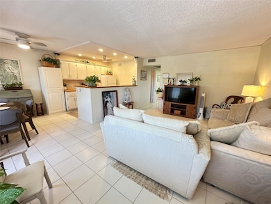 214 Prescott K unit 214, Deerfield Beach, FL 33442 - photo 5