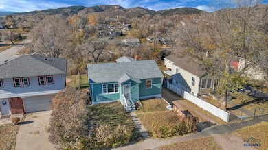 811 Blaine Ave, Rapid City, SD 57701 - photo 2