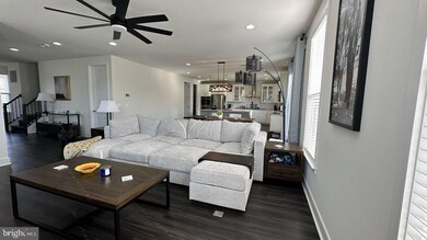 25537 Byrnes Crossing Dr, South Riding, VA 20152 - photo 4