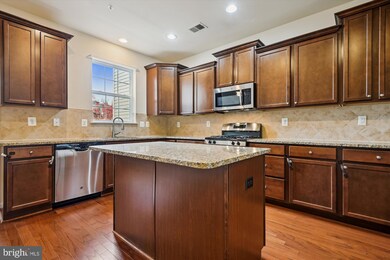 642 Highland Farms Cir, Gambrills, MD 21054 - photo 6