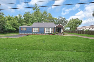 7142 Finch St, Houston, TX 77028 - photo 2