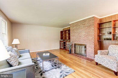 501 Scott Dr, Silver Spring, MD 20904 - photo 4