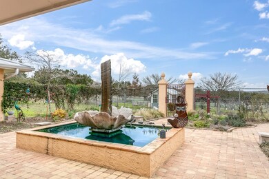 740 Royal Oaks Loop, Fredericksburg, TX 78624 - photo 6