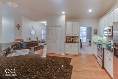 15097 Newburyport Dr, Fishers, IN 46040 - photo 7