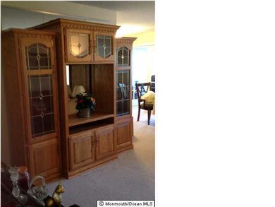 800 Pompton Rd unit B, Monroe Township, NJ 08831 - photo 4