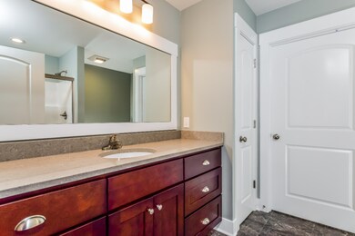 015-Master_Bathroom-5138018-large