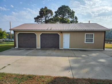 911 7th St, Springfield, SD 57062 - photo 3