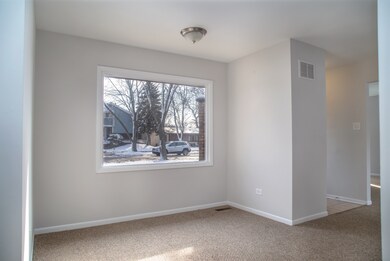 3322 Montmarte Ave, Hazel Crest, IL 60429 - photo 5