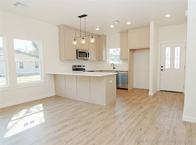 1004 N State St, Wagoner, OK 74467 - photo 6