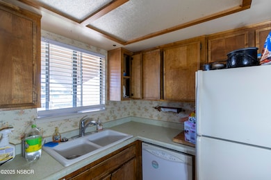 601 N Seventh St, Lompoc, CA 93436 - photo 7