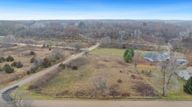 127 Flambeau Ln, Dixon, IL 61021 - photo 7