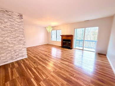 Riverbend unit A17, Danbury, CT 06810 - photo 5