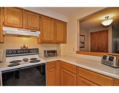 489 Elsbree St unit 8, Fall River, MA 02720 - photo 5