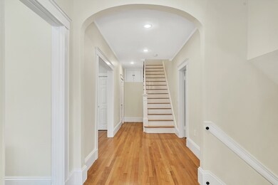 51 Winthrop Rd unit 51, Brookline, MA 02445 - photo 5