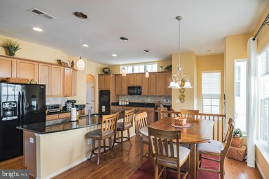 23820 Bennett Chase Dr, Clarksburg, MD 20871 - photo 7