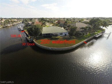 200+ ft of waterfront, 30ft dock, 10K boat lift