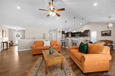 302 Carta Dr, Shiloh, IL 62221 - photo 5