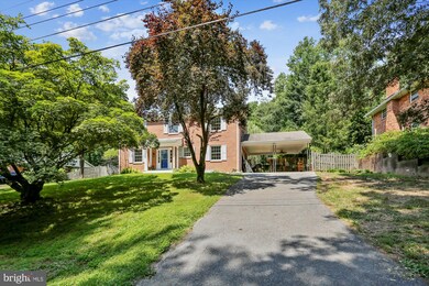 521 Scott Dr, Silver Spring, MD 20904 - photo 2