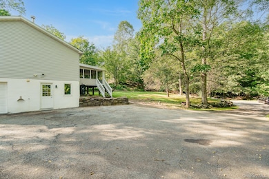 36 Colabaugh Pond Rd, Croton On Hudson, NY 10520 - photo 4