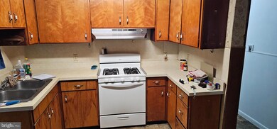 910 N Point Rd, Baltimore, MD 21224 - photo 6