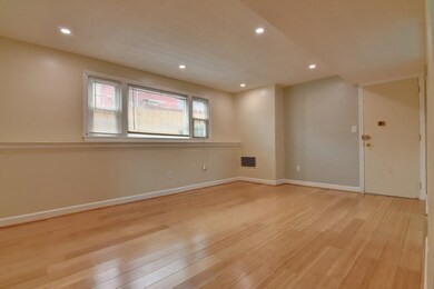 30 Trull St unit 1, Boston, MA 02125 - photo 6