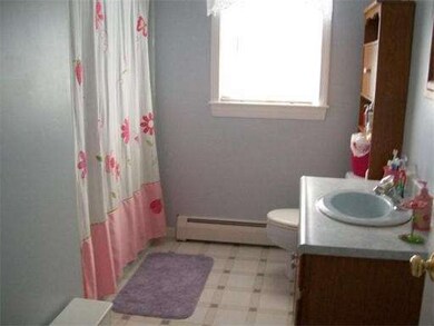 27 Hourihan St, Peabody, MA 01960 - photo 6